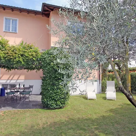 Casa Rododendro By Holap Sa Hébergement de vacances Ascona